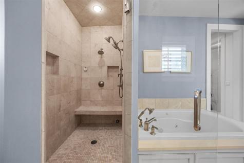 2343 Lake Ridge Place NE North Liberty IA 52317