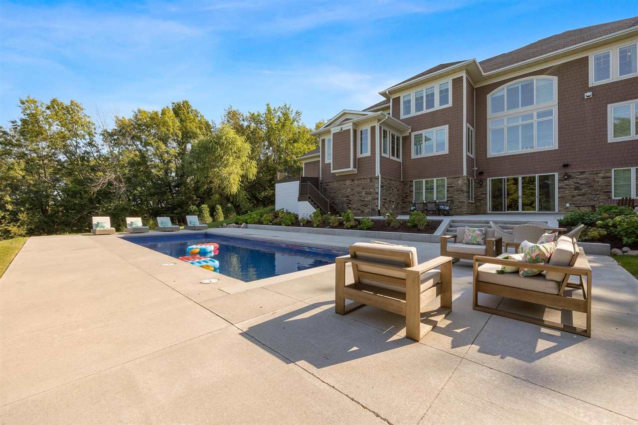 2343 Lake Ridge Place NE North Liberty IA 52317