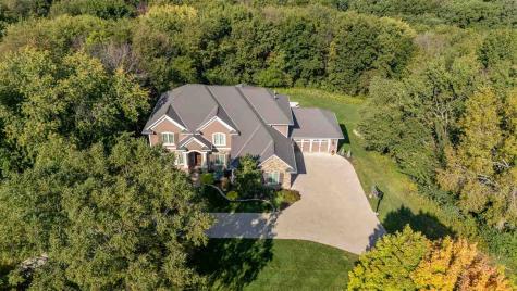 2343 Lake Ridge Place NE North Liberty IA 52317
