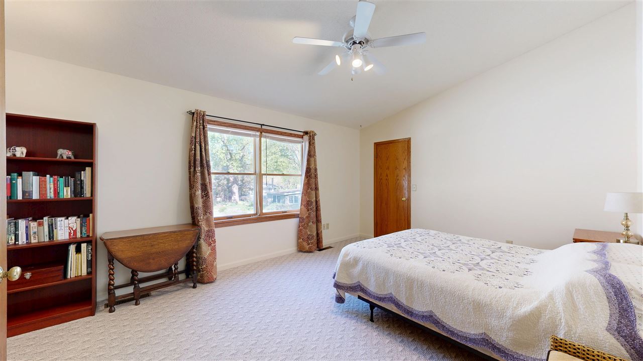 1017 5th Avenue Iowa City IA 52240