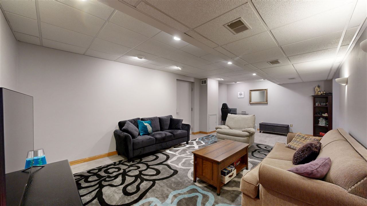 1017 5th Avenue Iowa City IA 52240