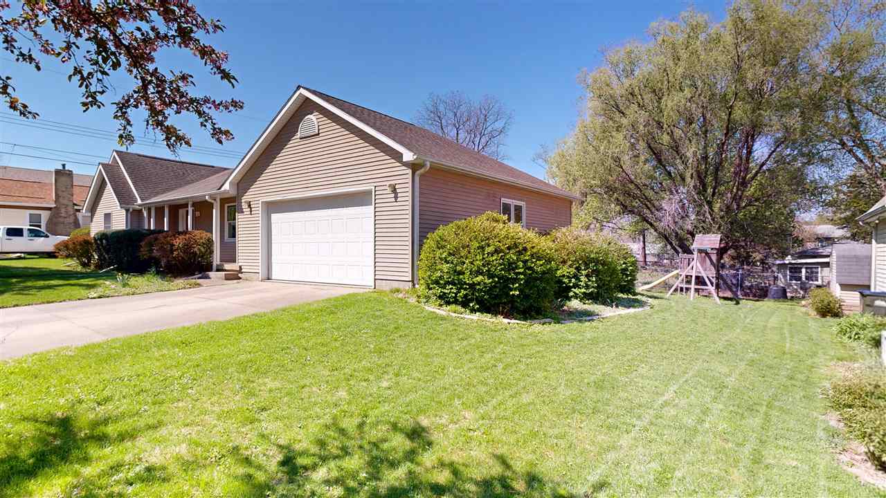 1017 5th Avenue Iowa City IA 52240