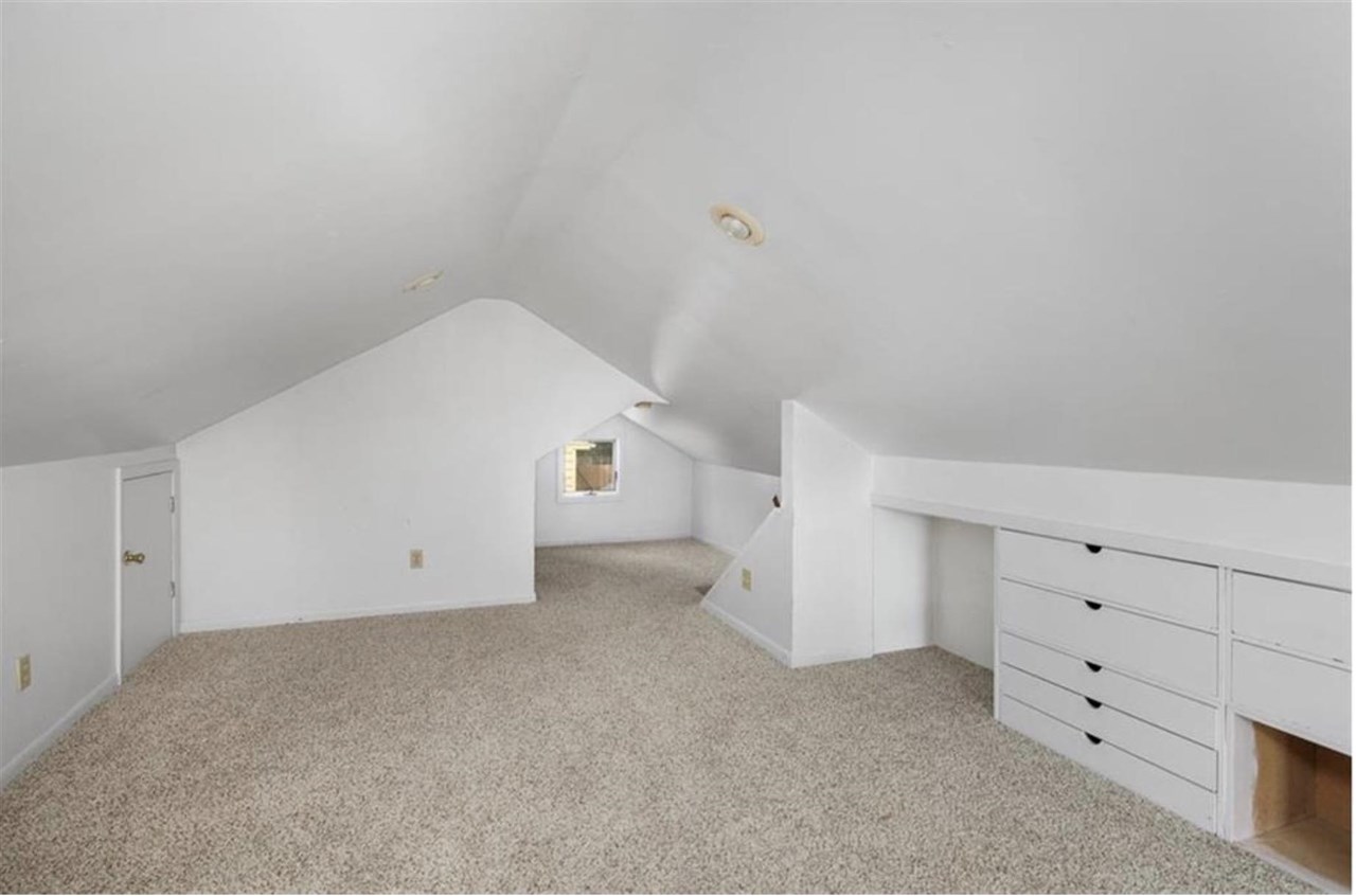 303 Virginia Avenue Des Moines IA 50315