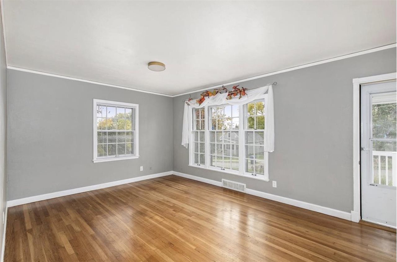 303 Virginia Avenue Des Moines IA 50315