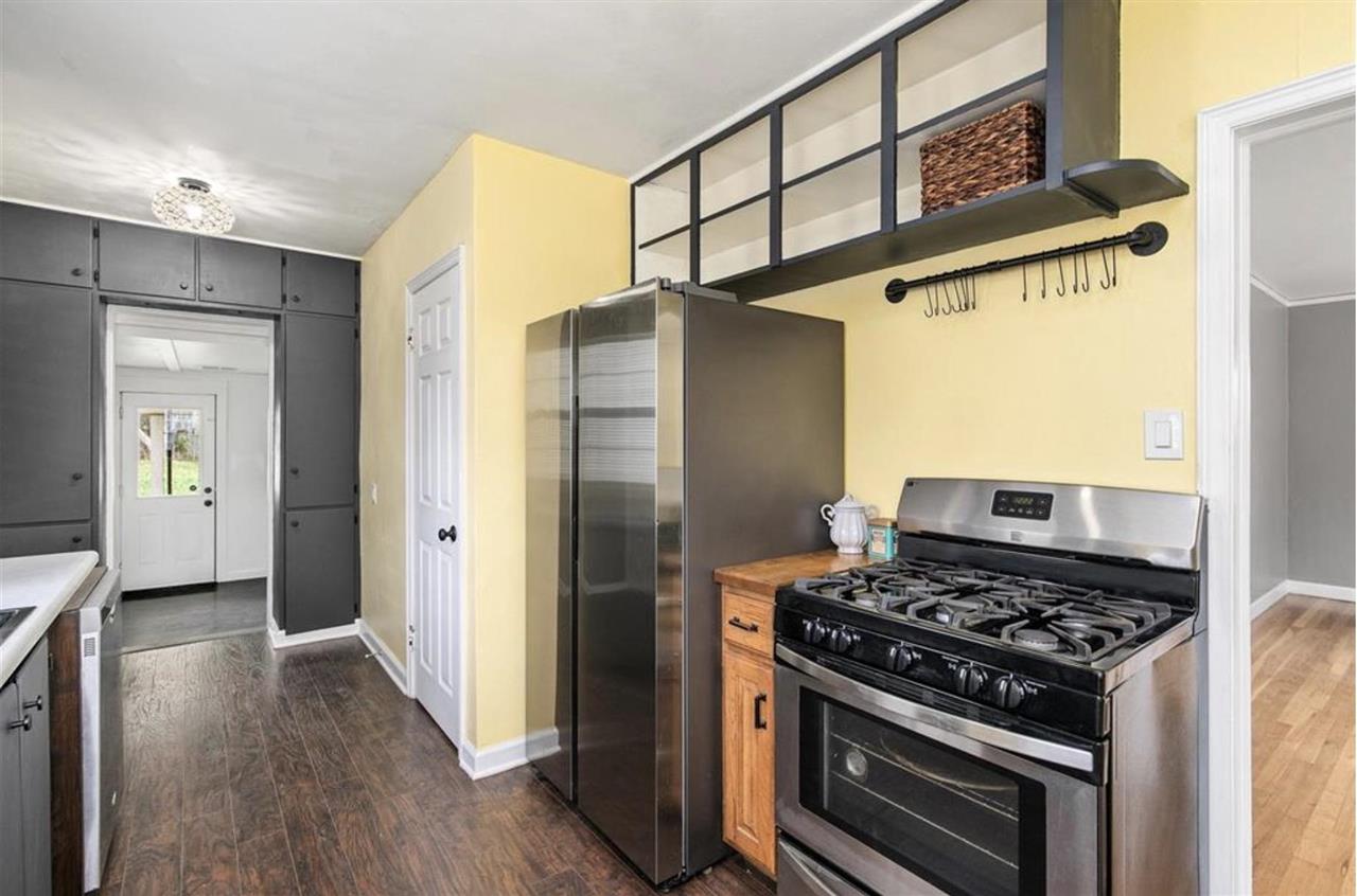 303 Virginia Avenue Des Moines IA 50315