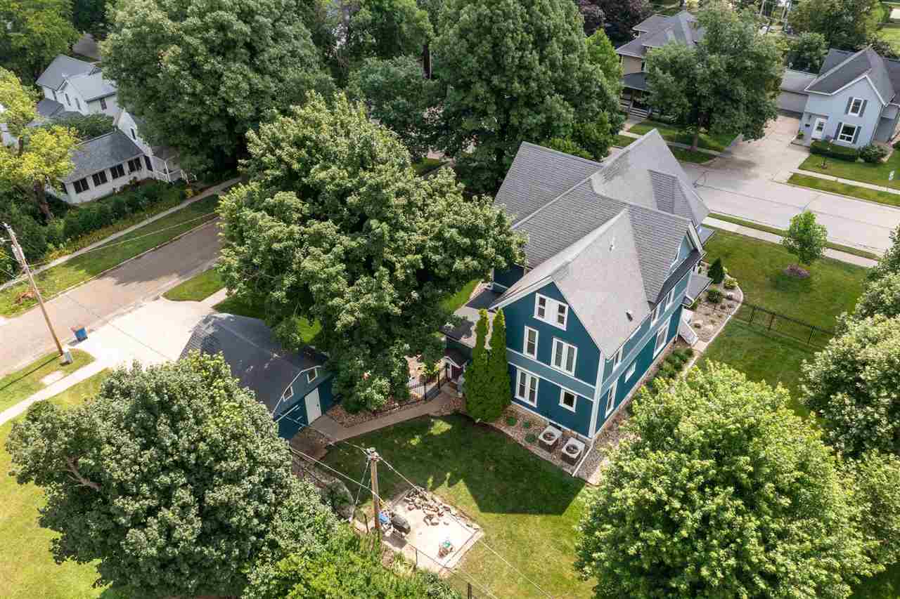 205 NW 2nd Avenue Mt Vernon IA 52314