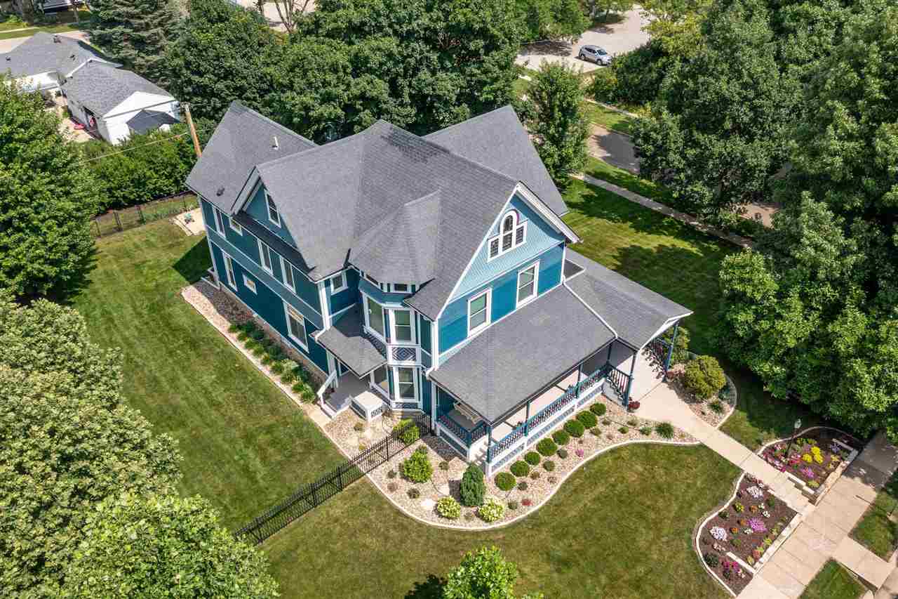 205 NW 2nd Avenue Mt Vernon IA 52314