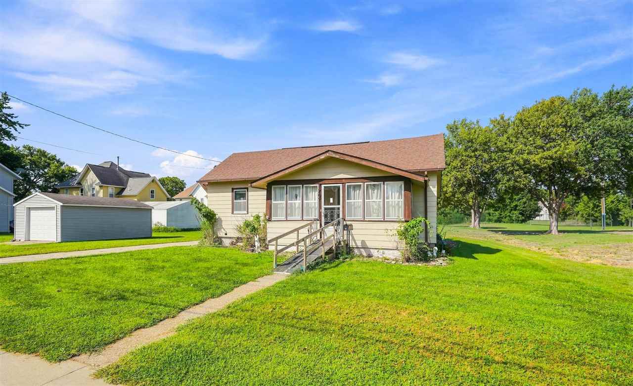 707 N 4th Avenue Washington IA 52353