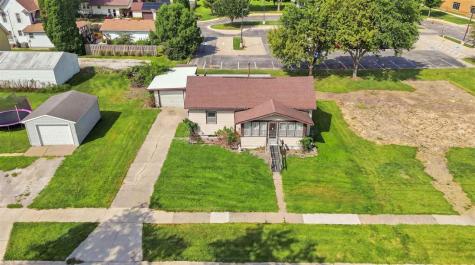 707 N 4th Avenue Washington IA 52353