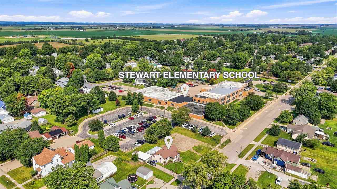 707 N 4th Avenue Washington IA 52353