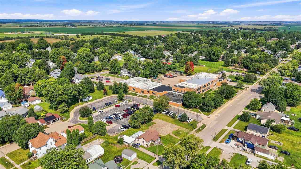 707 N 4th Avenue Washington IA 52353