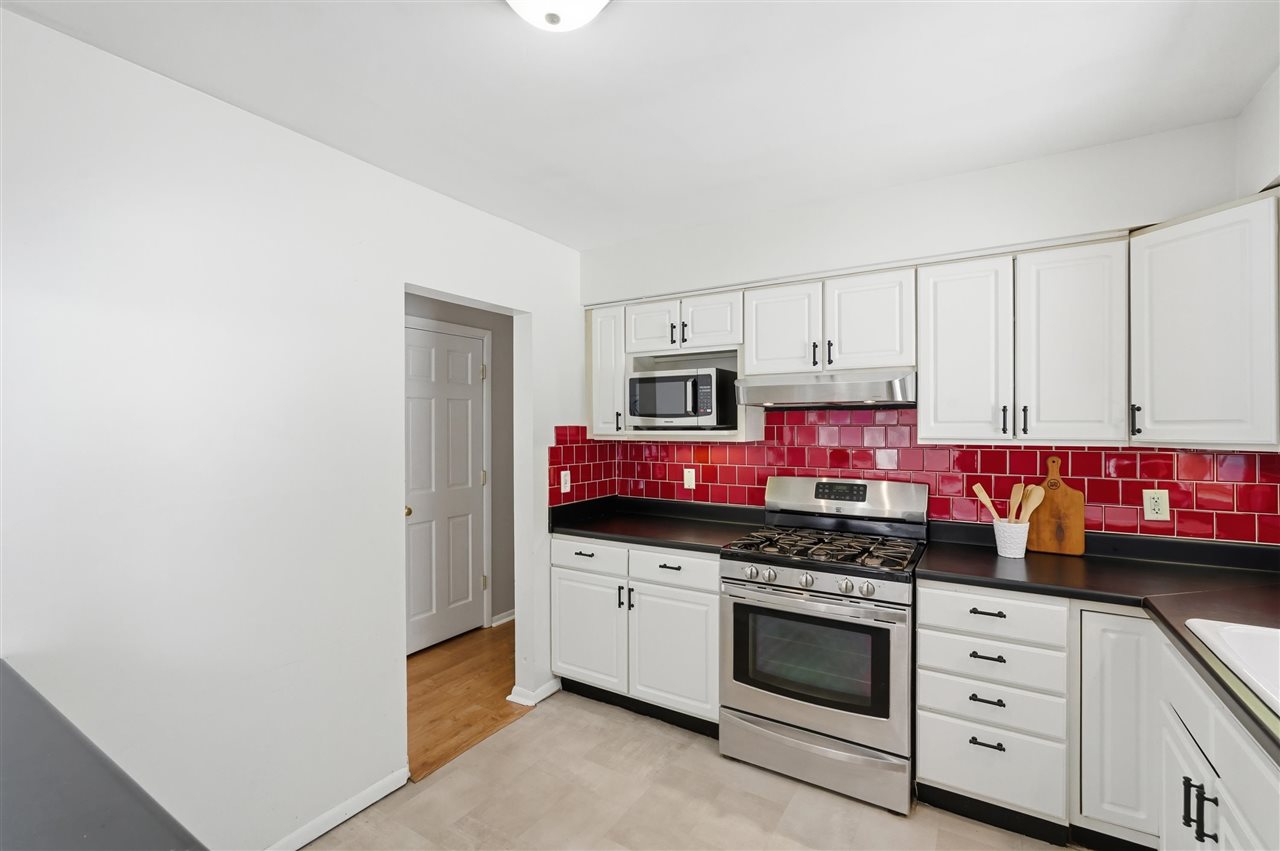 1022 Wylde Green Road Iowa City IA 52246