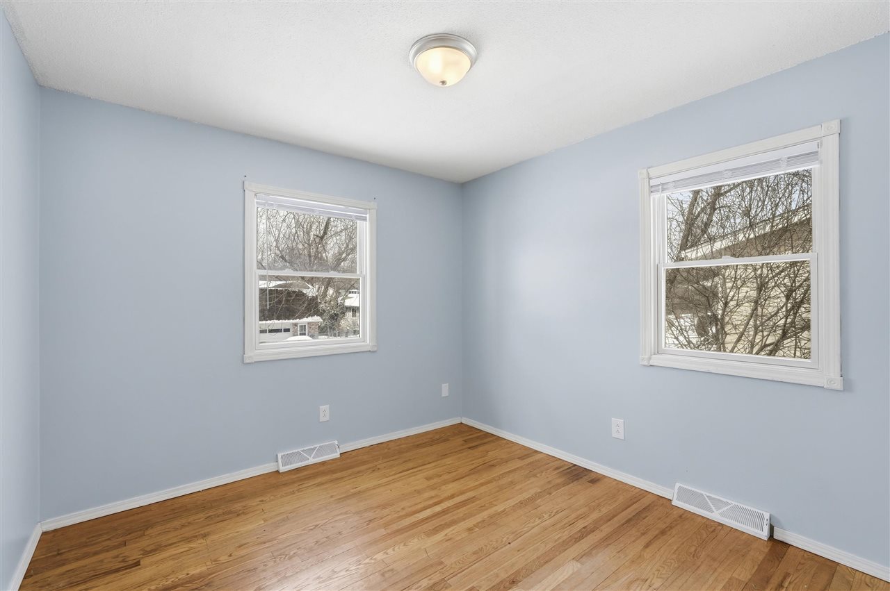 1022 Wylde Green Road Iowa City IA 52246