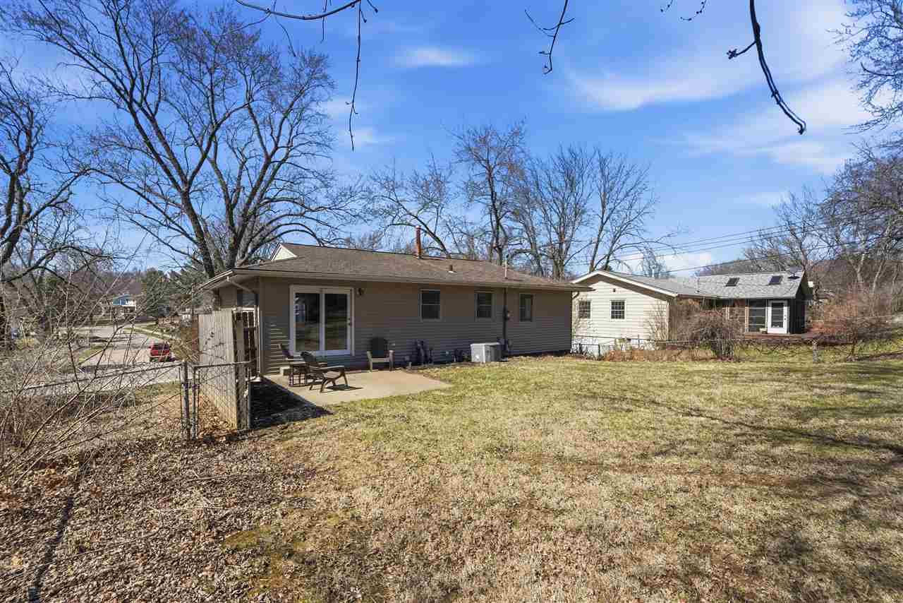 1022 Wylde Green Road Iowa City IA 52246