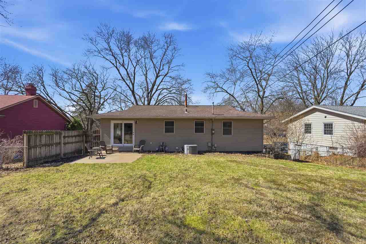 1022 Wylde Green Road Iowa City IA 52246