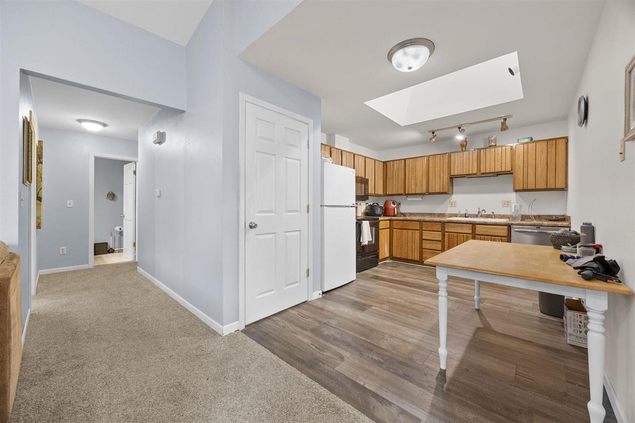 2264 Plaen View Drive Iowa City IA 52246