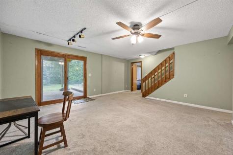 2264 Plaen View Drive Iowa City IA 52246