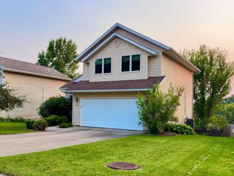 1730 Park Ridge Drive Coralville IA 52241