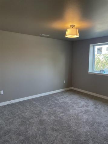 648 Aiden Street Iowa City IA 52245
