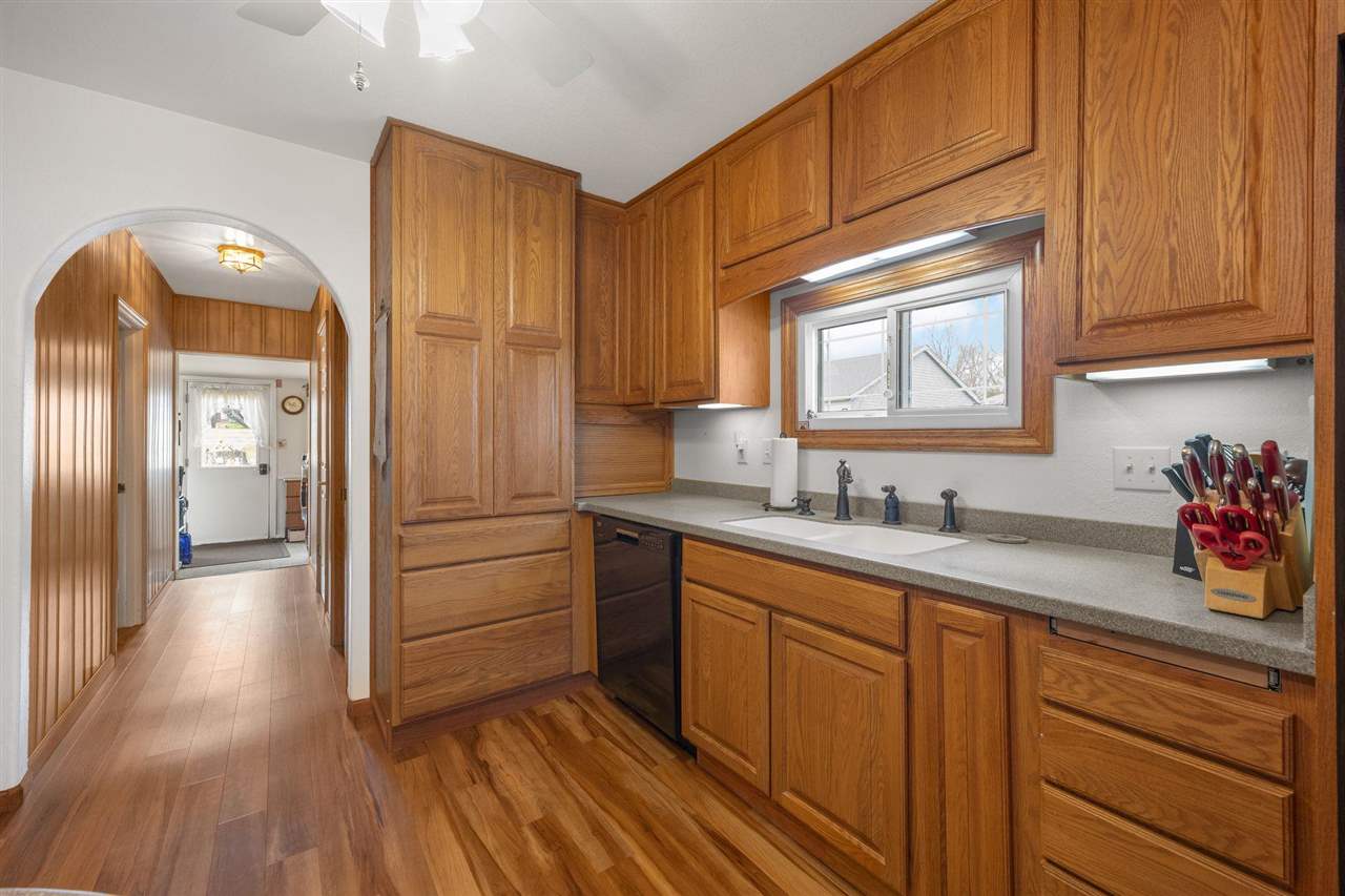 2426 Fruitland Boulevard SW Cedar Rapids IA 52404