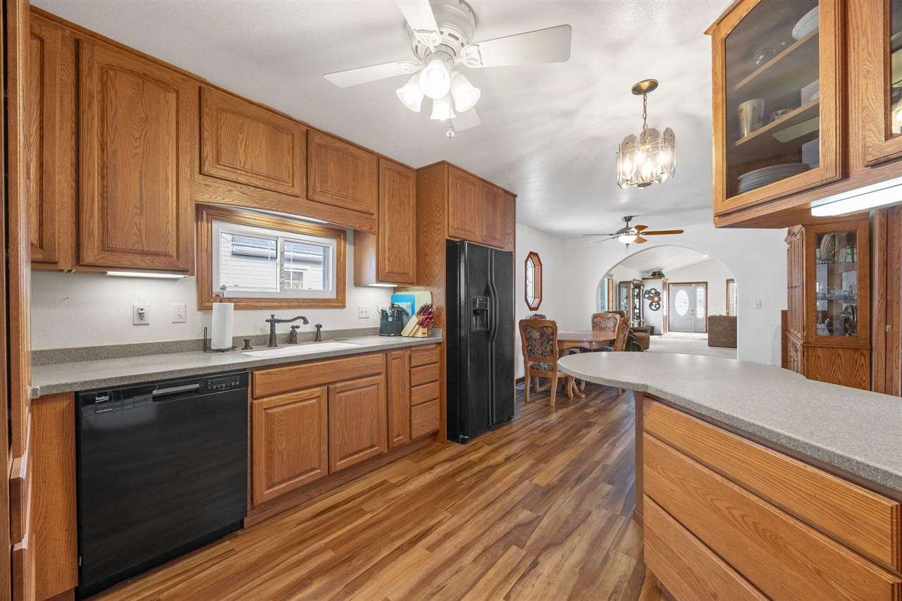 2426 Fruitland Boulevard SW Cedar Rapids IA 52404