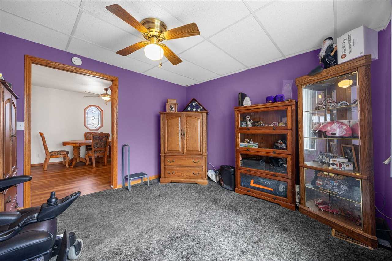 2426 Fruitland Boulevard SW Cedar Rapids IA 52404