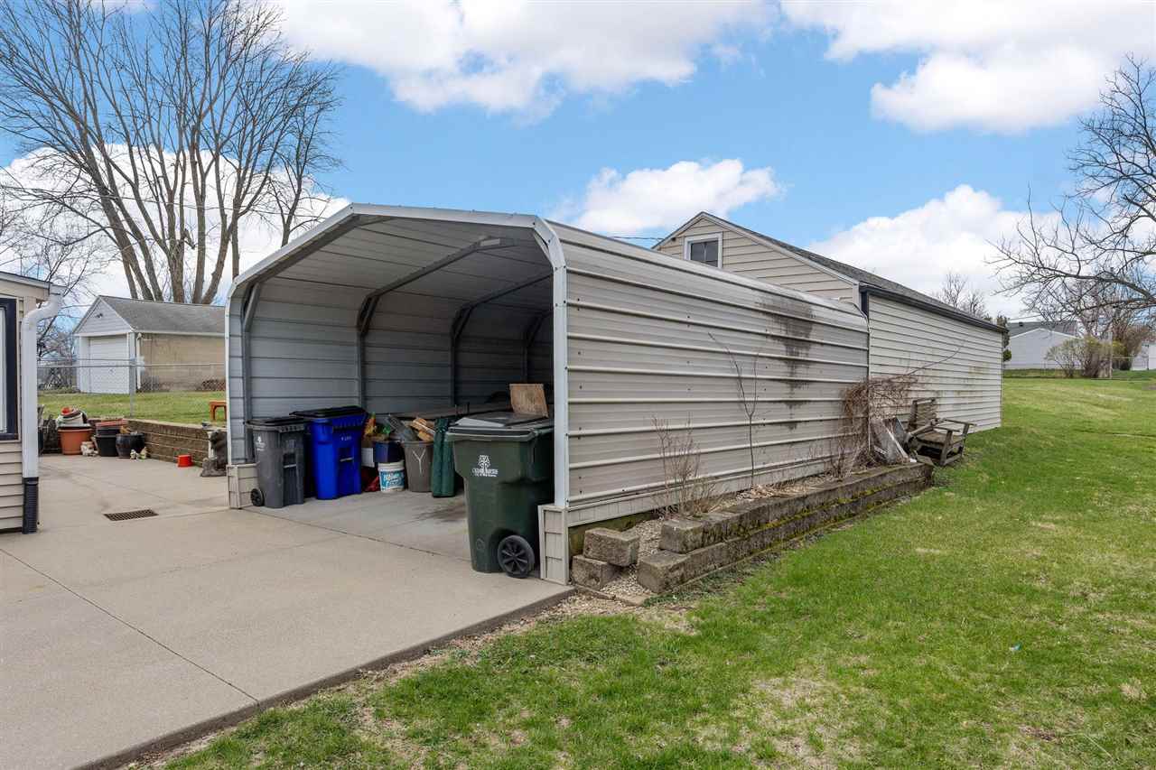 2426 Fruitland Boulevard SW Cedar Rapids IA 52404
