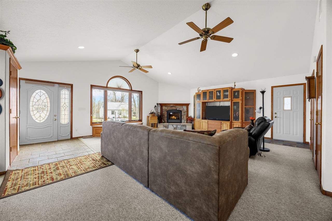 2426 Fruitland Boulevard SW Cedar Rapids IA 52404