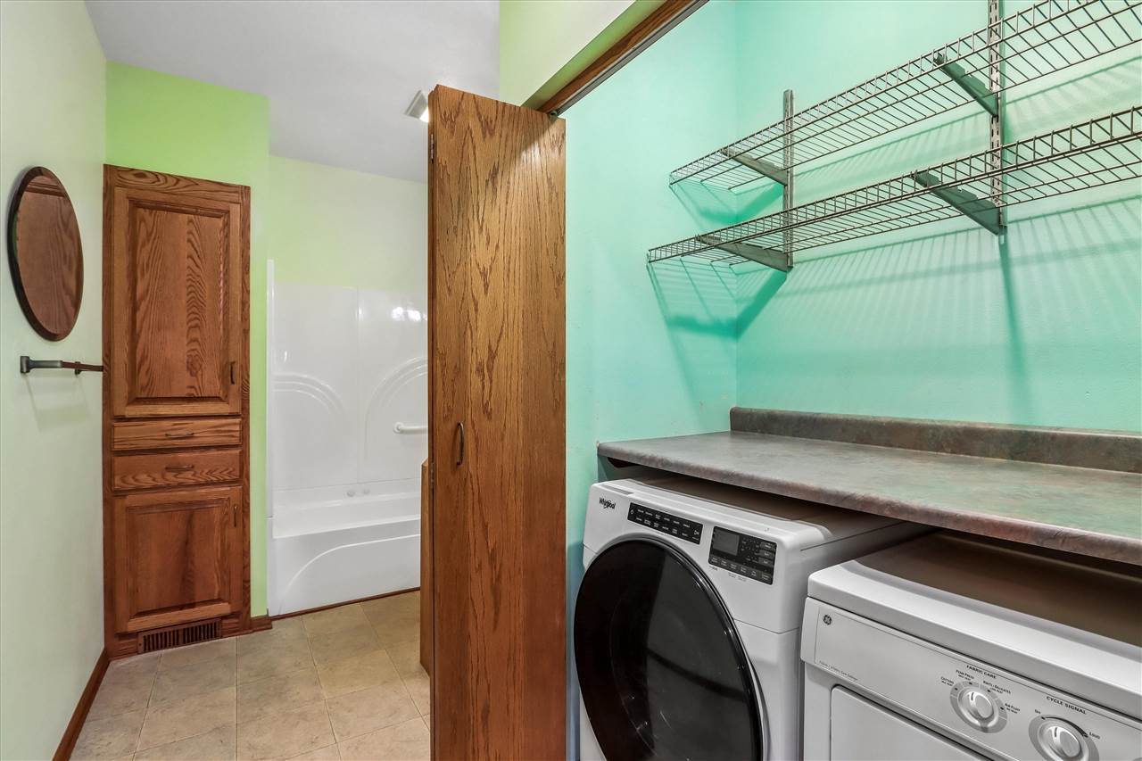2686 H Avenue Williamsburg IA 52361