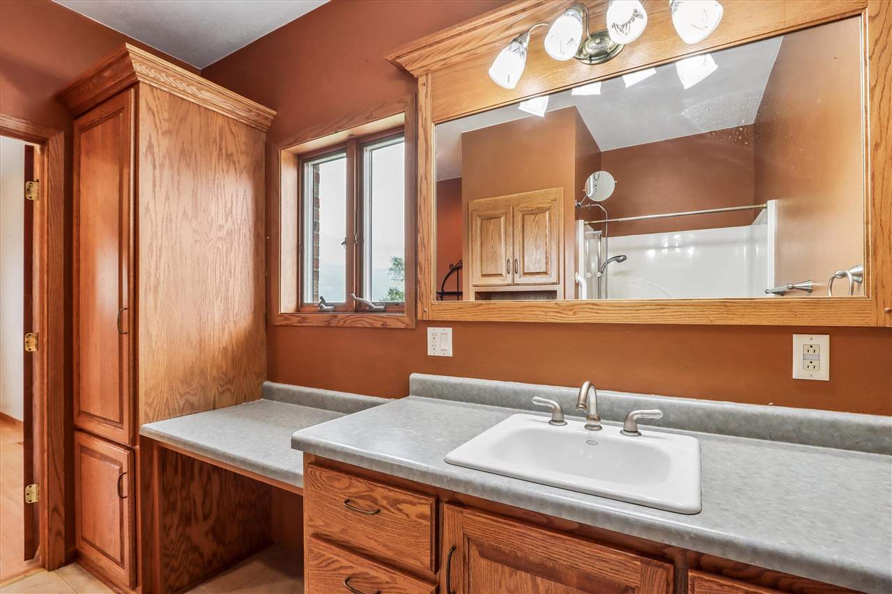 2686 H Avenue Williamsburg IA 52361