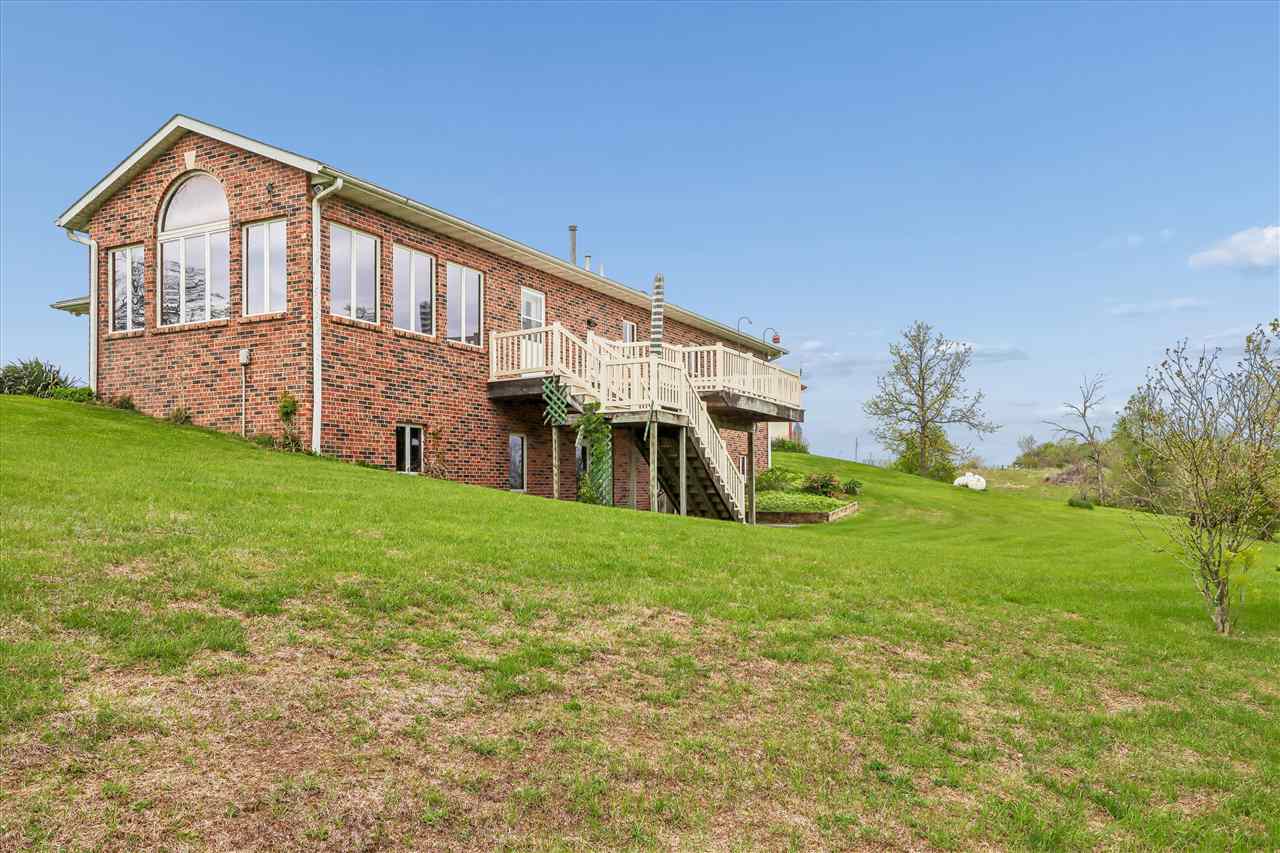 2686 H Avenue Williamsburg IA 52361