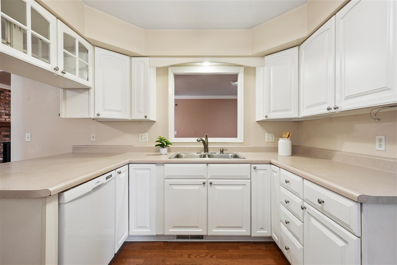 2 Bedford Court Iowa City IA 52317