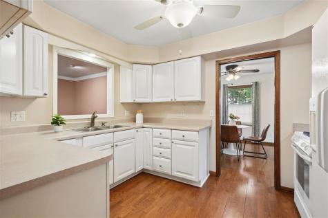 2 Bedford Court Iowa City IA 52240