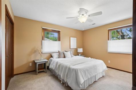 2 Bedford Court Iowa City IA 52240