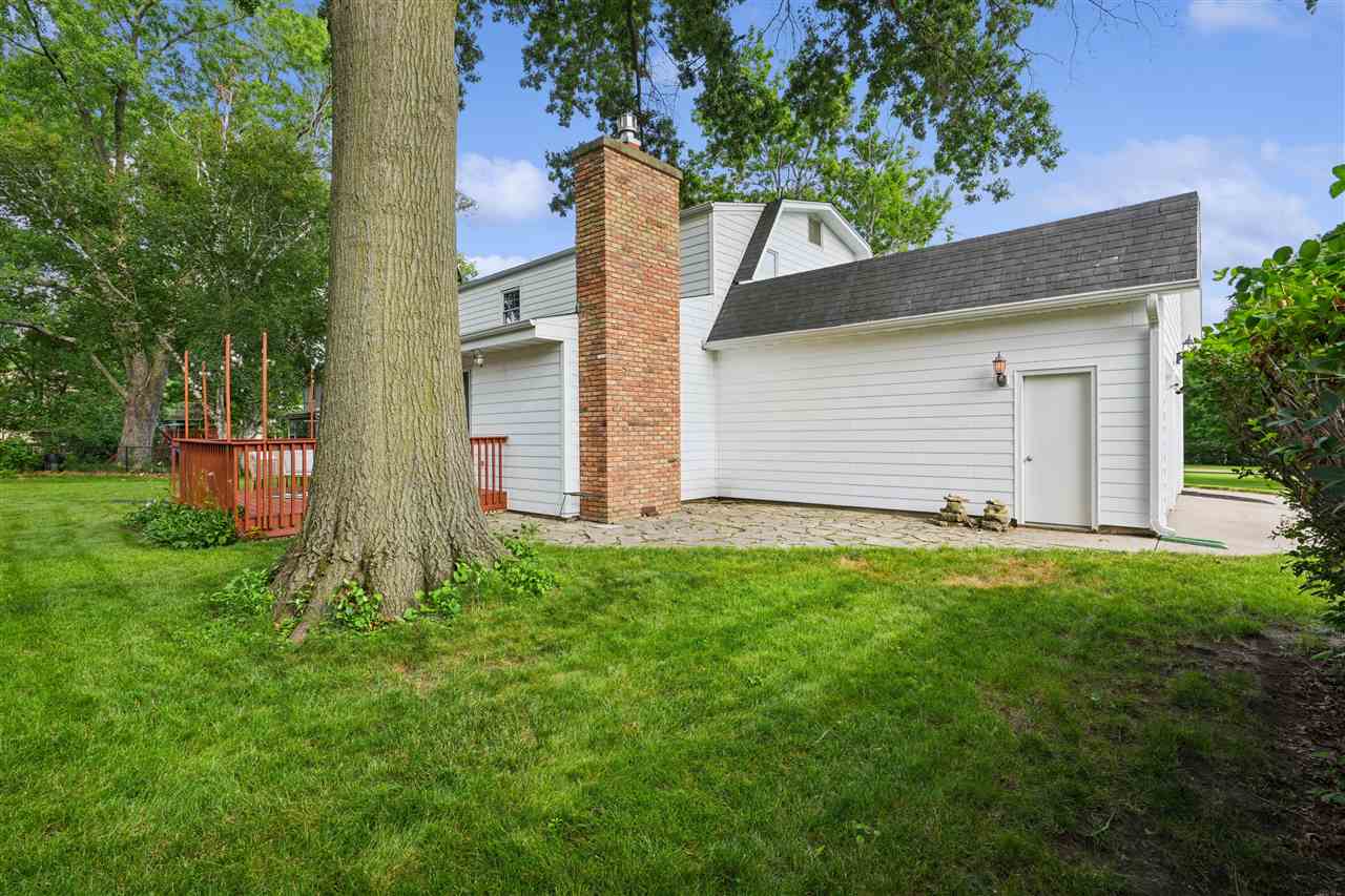 2 Bedford Court Iowa City IA 52317