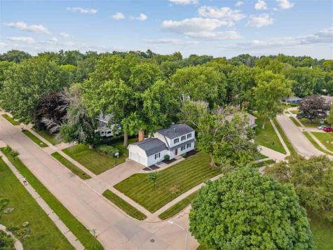 2 Bedford Court Iowa City IA 52240