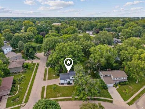 2 Bedford Court Iowa City IA 52240