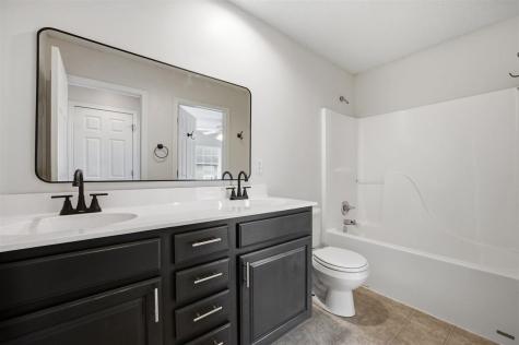 1455 Hayden Lane North Liberty IA 52317