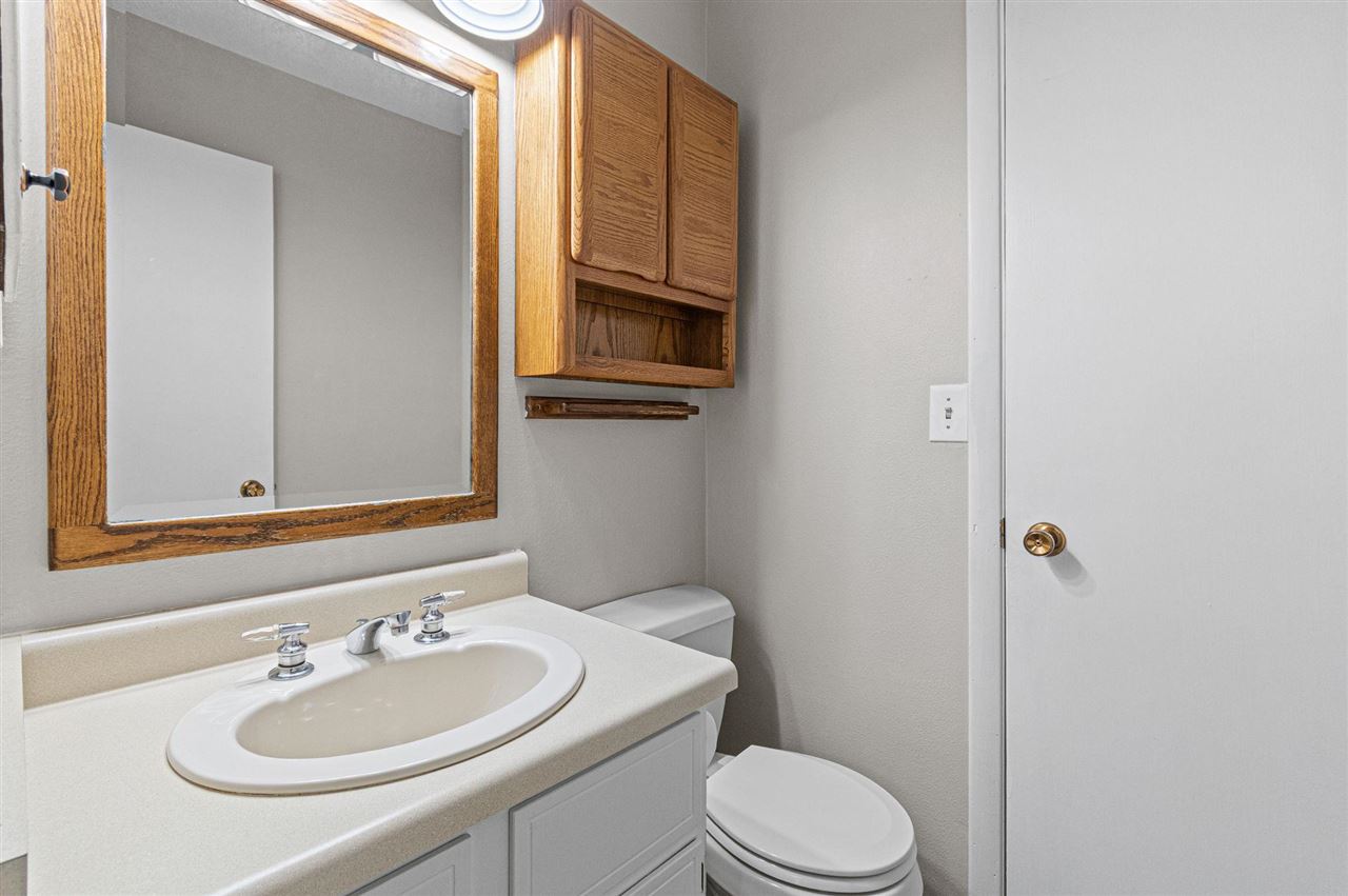 24 Gleason Drive Iowa City IA 52240