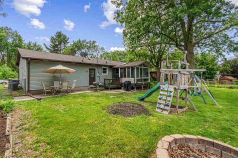 24 Gleason Drive Iowa City IA 52240