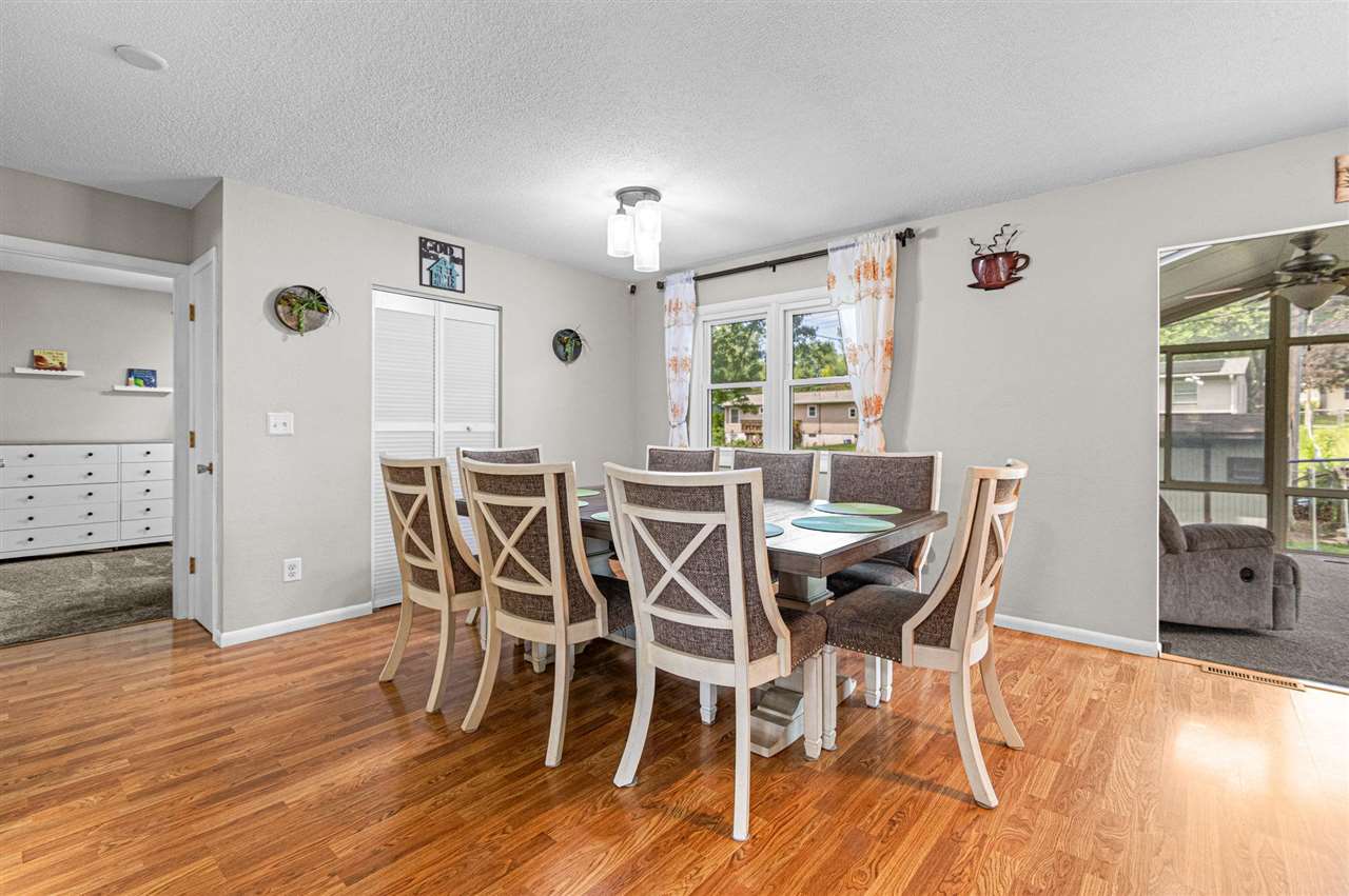 24 Gleason Drive Iowa City IA 52240