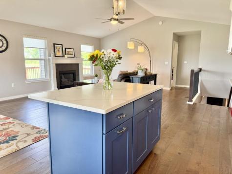 4983 Preston Lane Iowa City IA 52246
