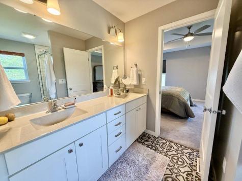 4983 Preston Lane Iowa City IA 52246