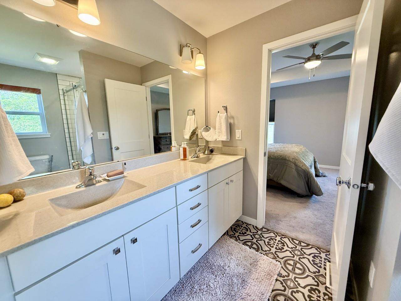 4983 Preston Lane Iowa City IA 52246