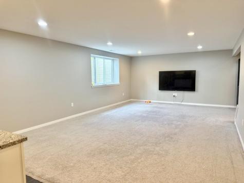 4983 Preston Lane Iowa City IA 52246