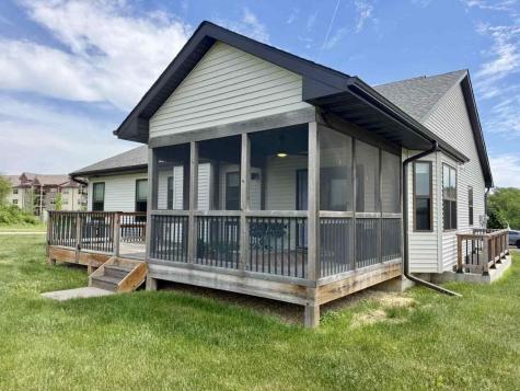 4983 Preston Lane Iowa City IA 52246