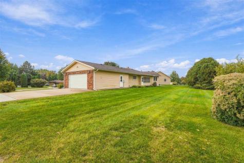 801 M Avenue Kalona IA 52247