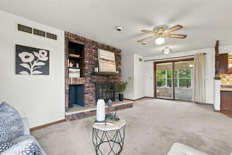 801 M Avenue Kalona IA 52247