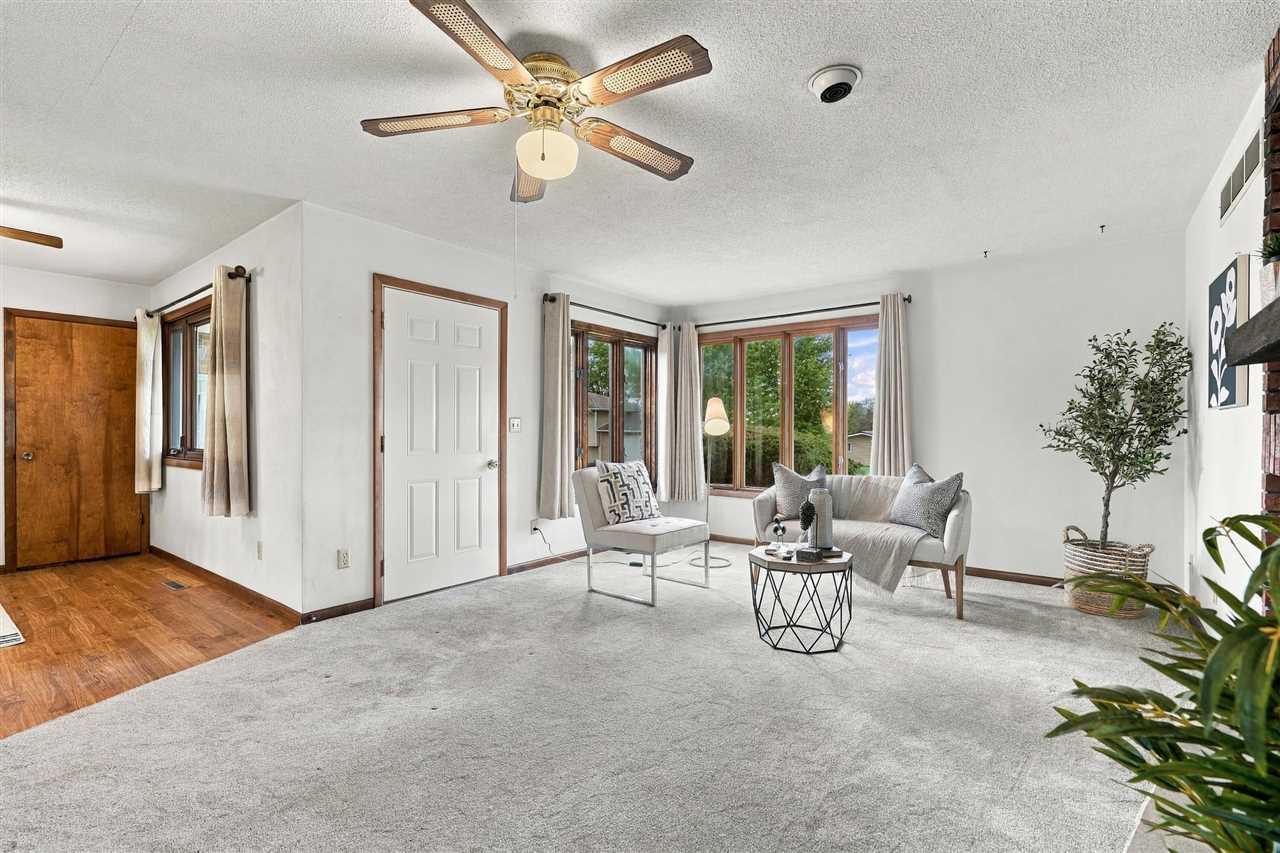 801 M Avenue Kalona IA 52247