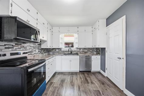 310 5th Avenue Clarence IA 52216